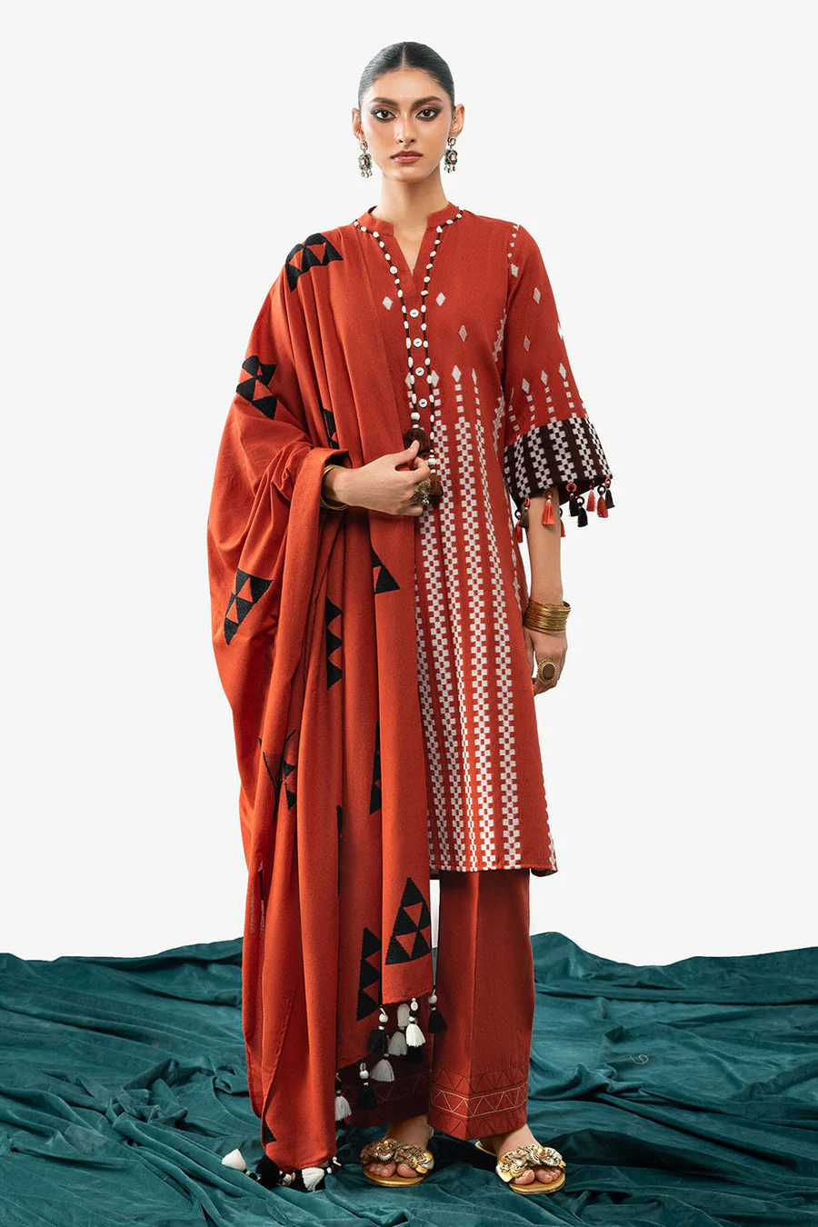 Gul Ahmed MJ-52027 Jacquard Winter 2025