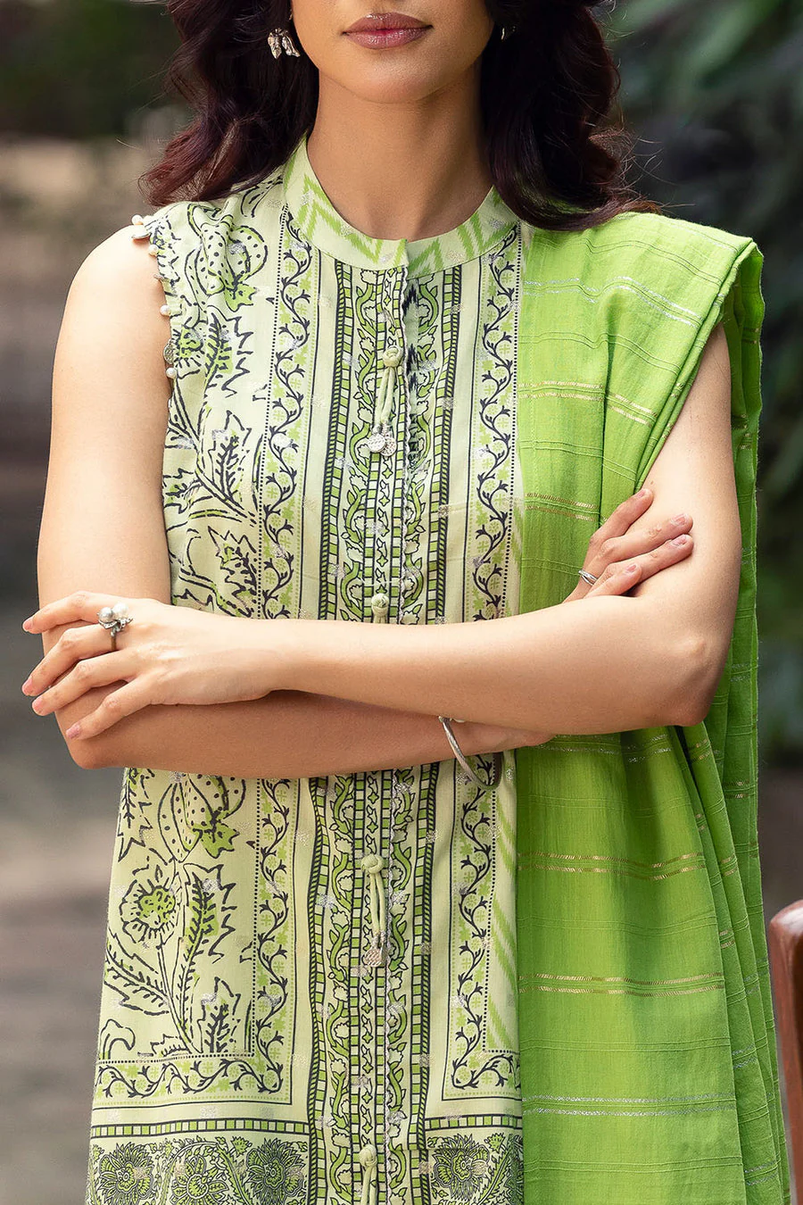 Gul Ahmed SP-52093 The Jacquard Edit 2025 - Image 2