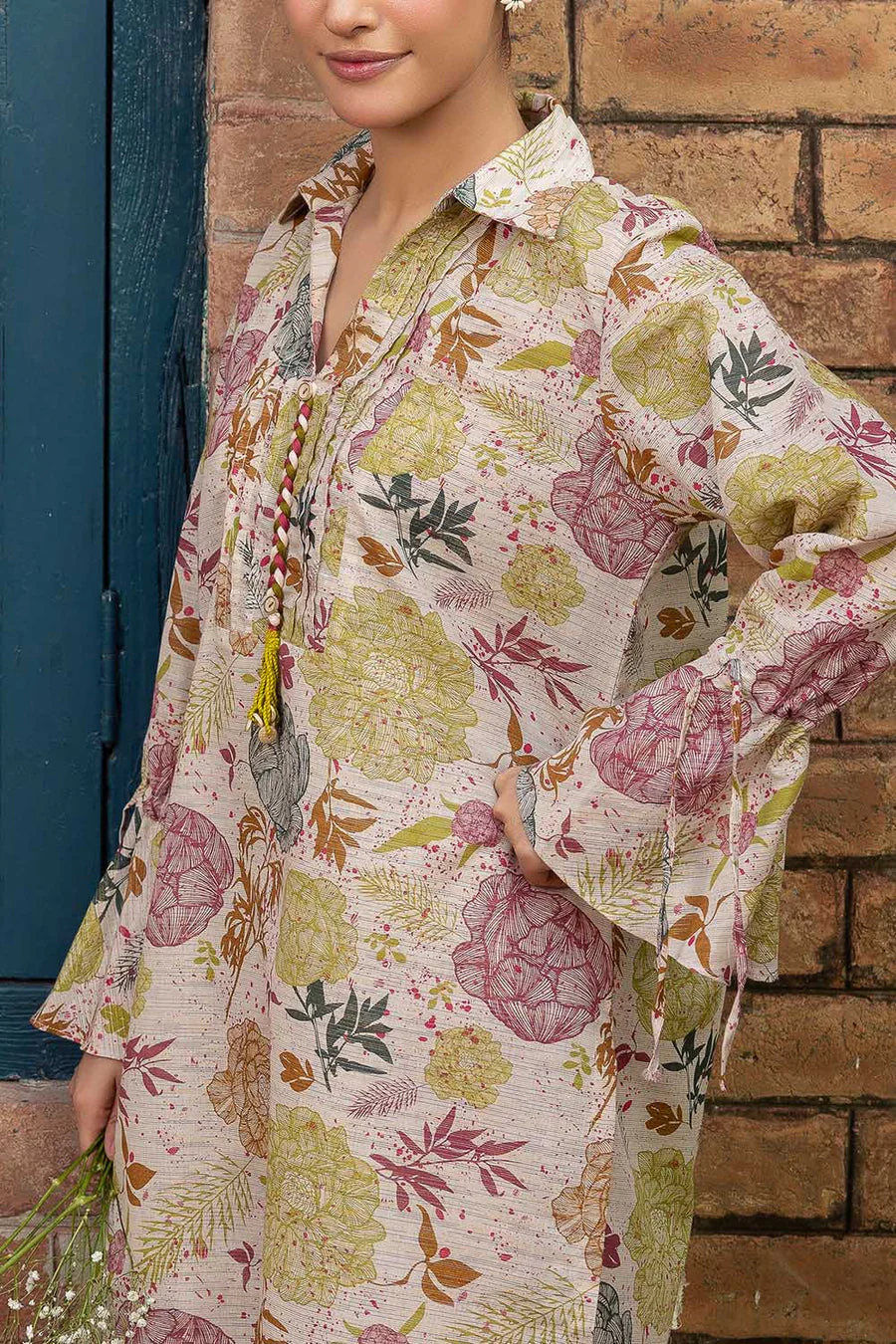 Gul Ahmed SPT-52003 The Jacquard Edit 2025 - Image 2