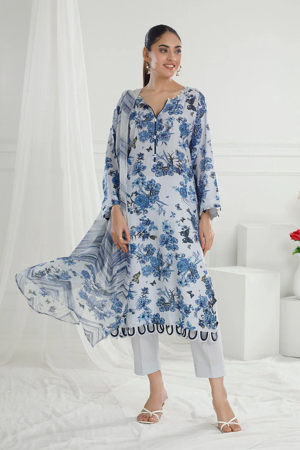 Gul Ahmed SY-52003 The Floral World  2025