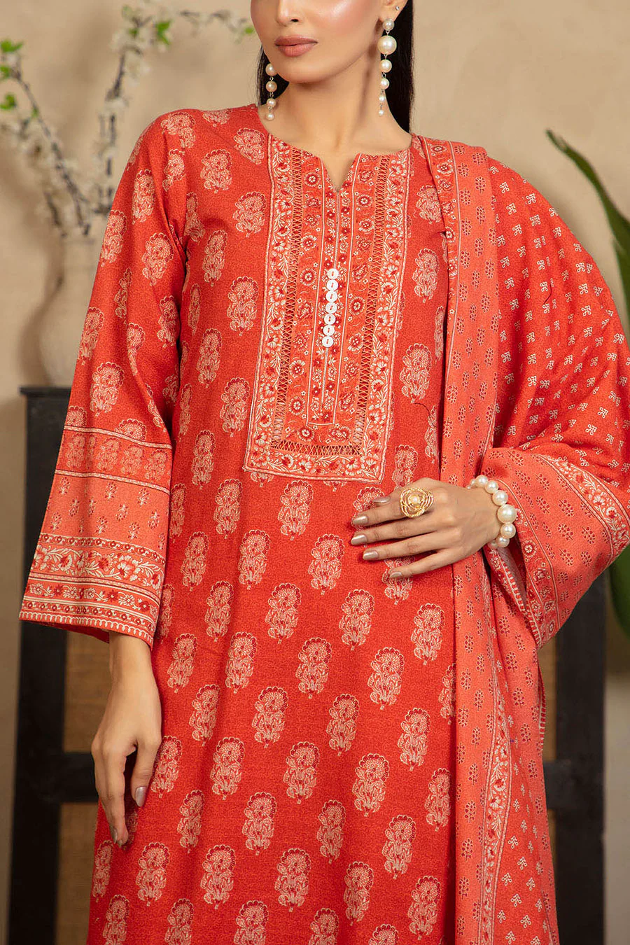 Gul Ahmed WNS-52065 Winter Ridham 2025 - Image 2