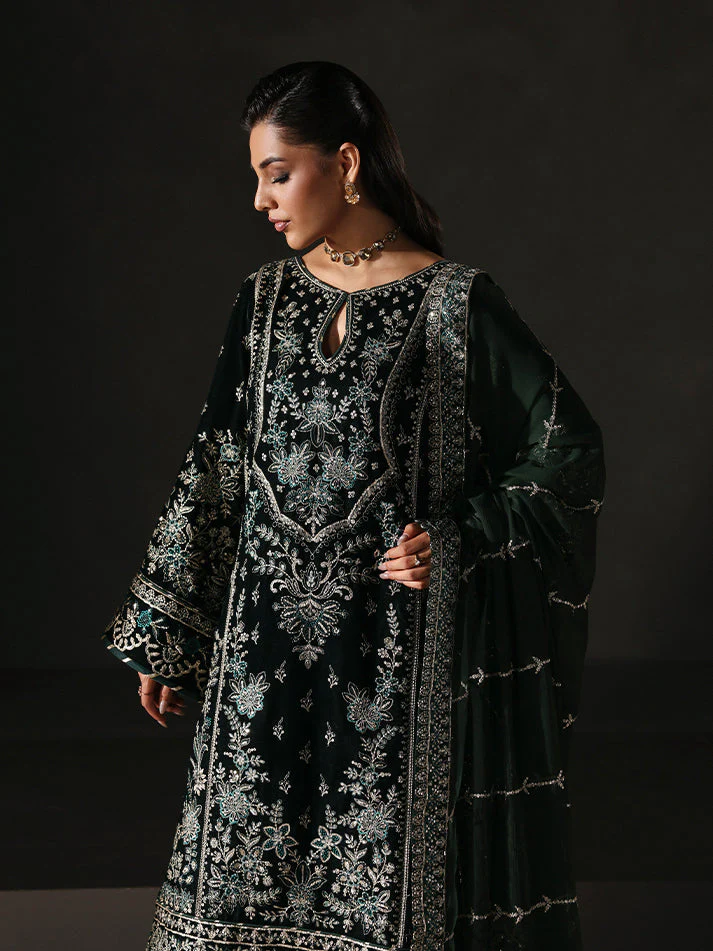 Gulaal Evana Marais Velvets Formals 2025 - Image 2