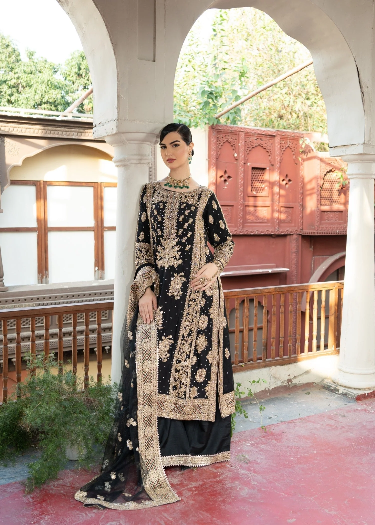Haseen Anishka-black Jhil Mil 2024