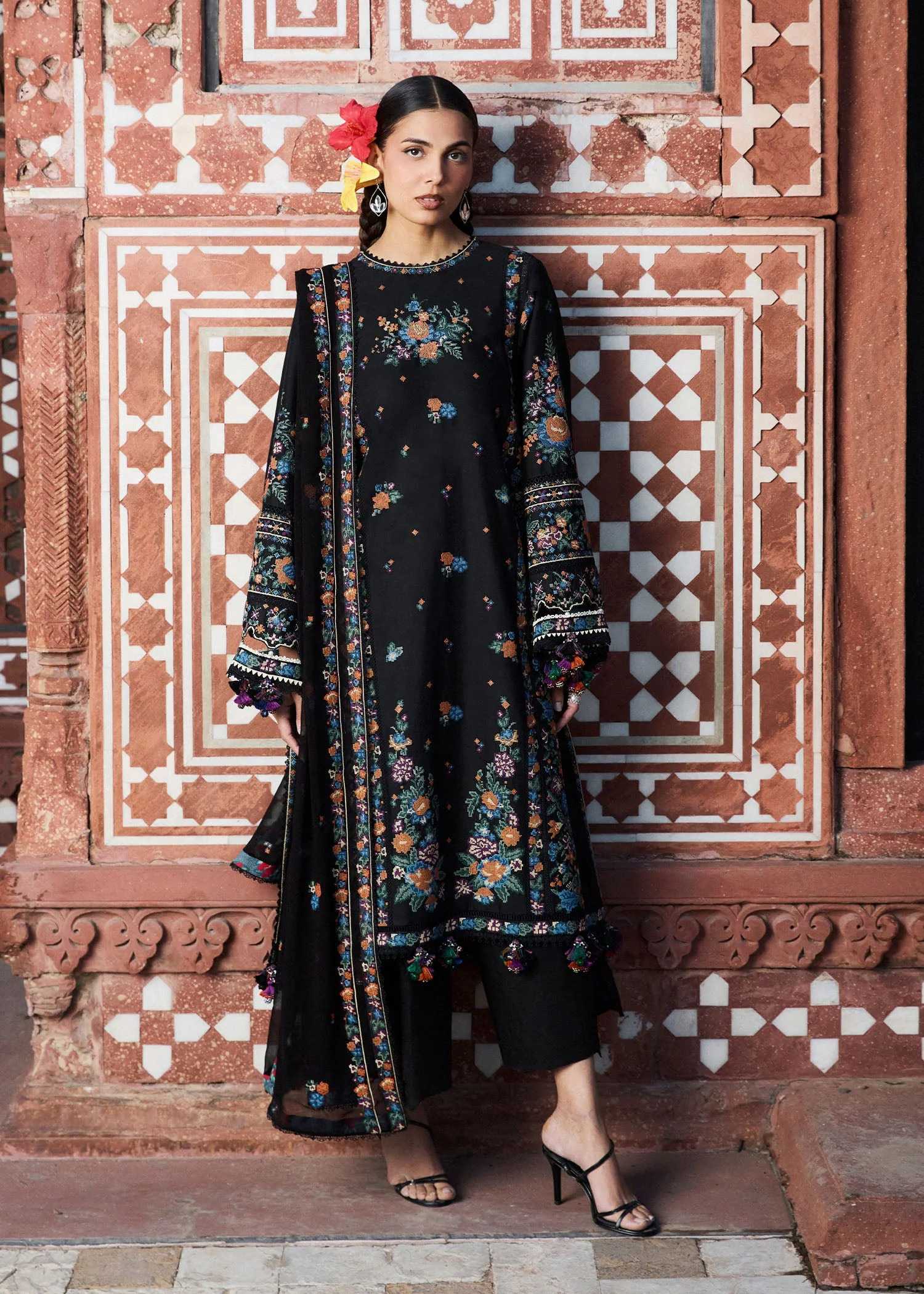 Hussain Rehar Aswa Zan Spring Summer 2026