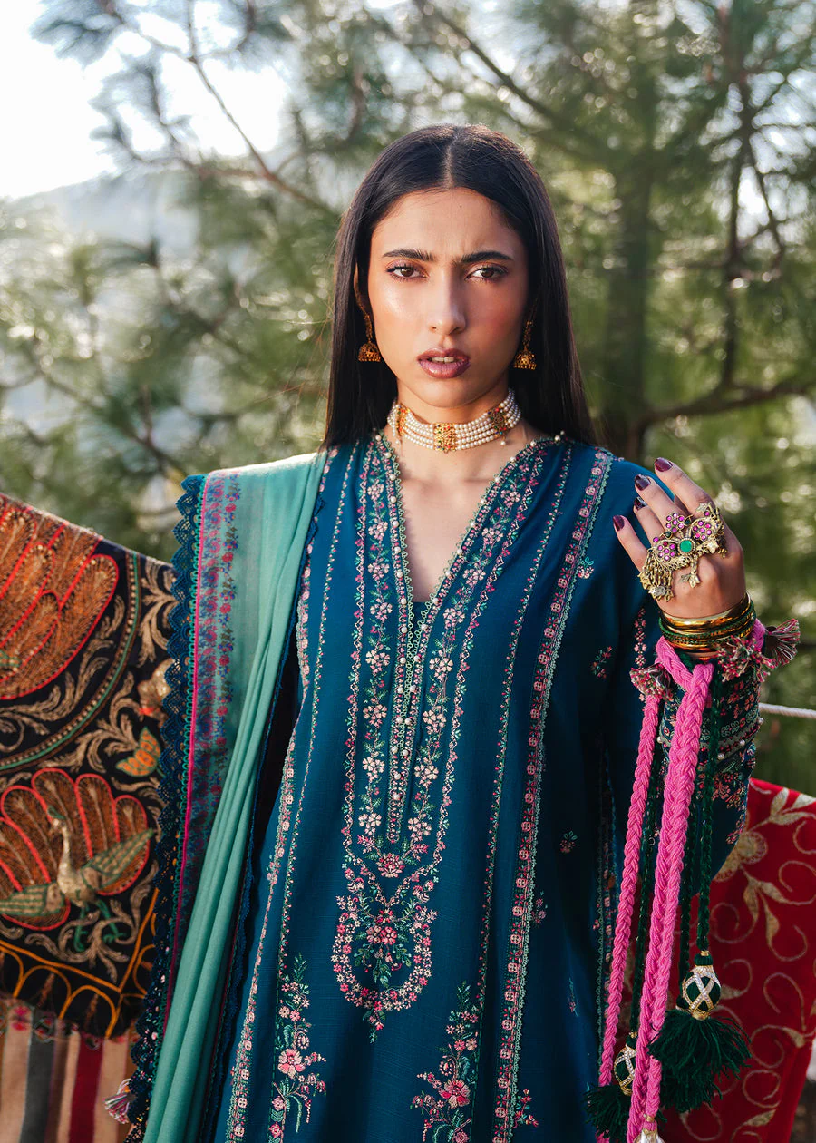 Hussain Rehar Jamil Winter Shawl Collection 2024 - Image 2