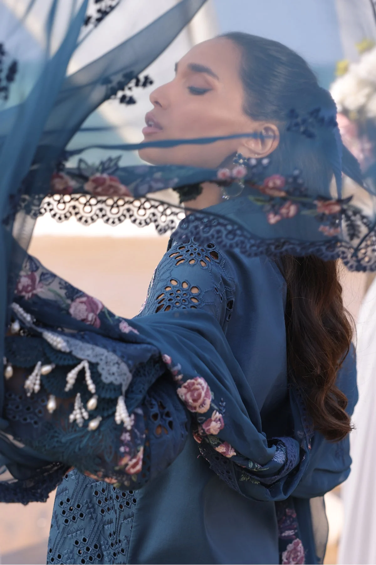 Imrozia Premium SL 86 Mirha Hania Luxury Lawn 2025 - Image 2