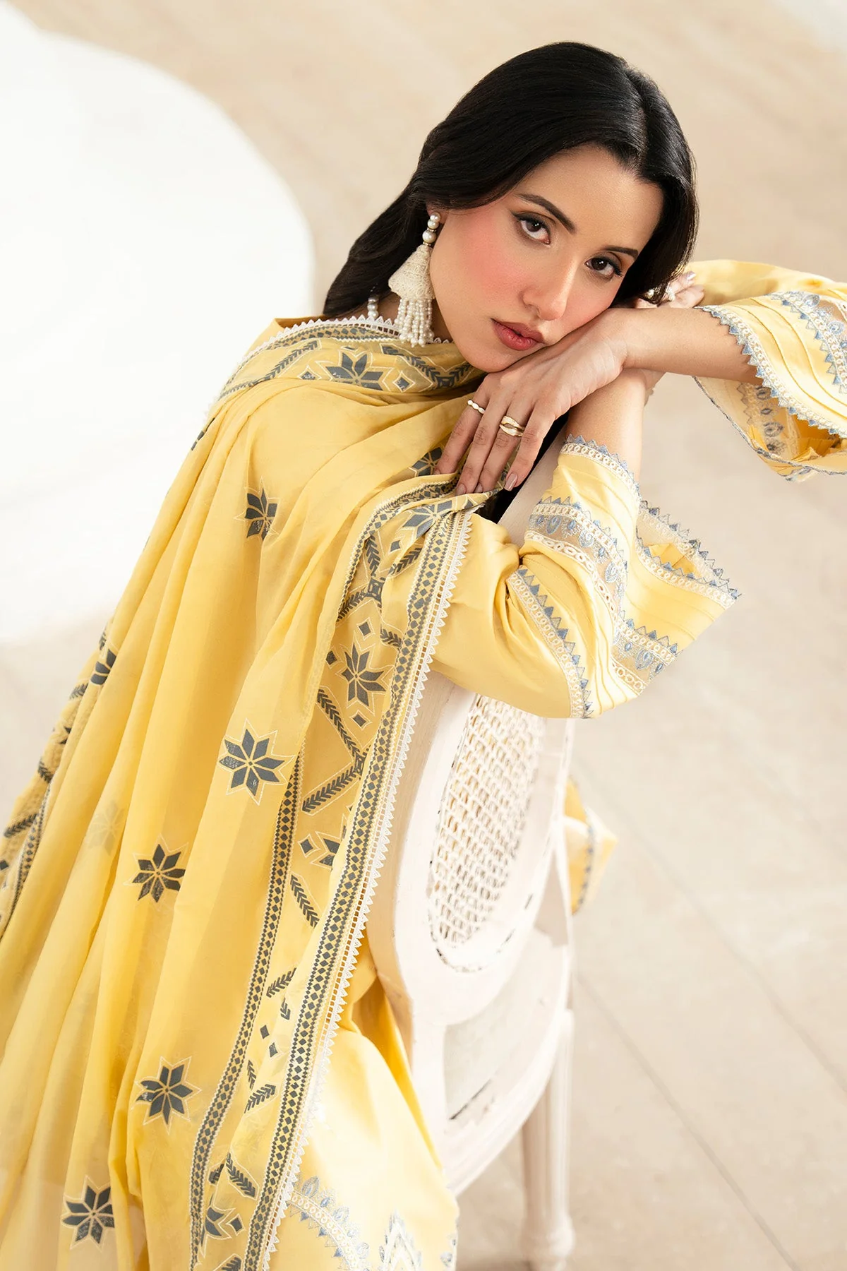 Imrozia Premium SP-71 Talia Kiana Lawn 2025 - Image 2