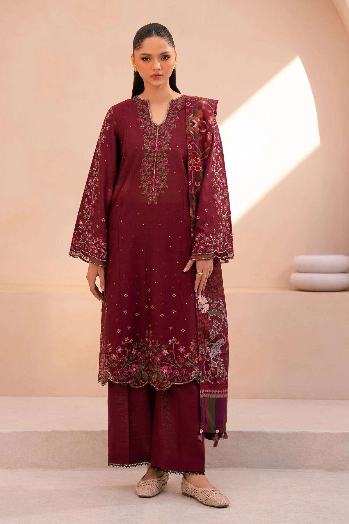Iznik Aziza Autumn Refresh 2025 - Image 2