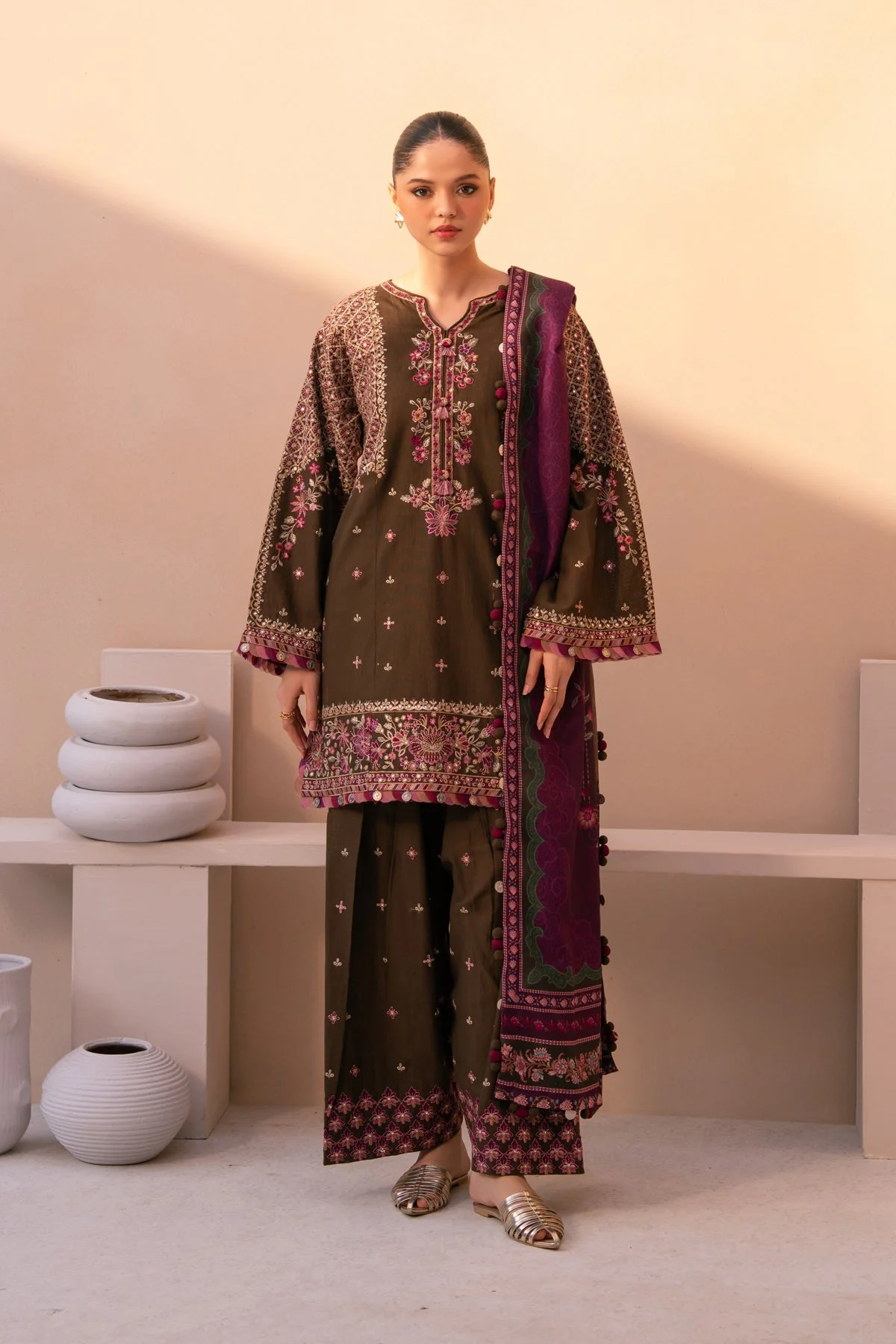 Iznik Azra Rang E Khizaan 2025