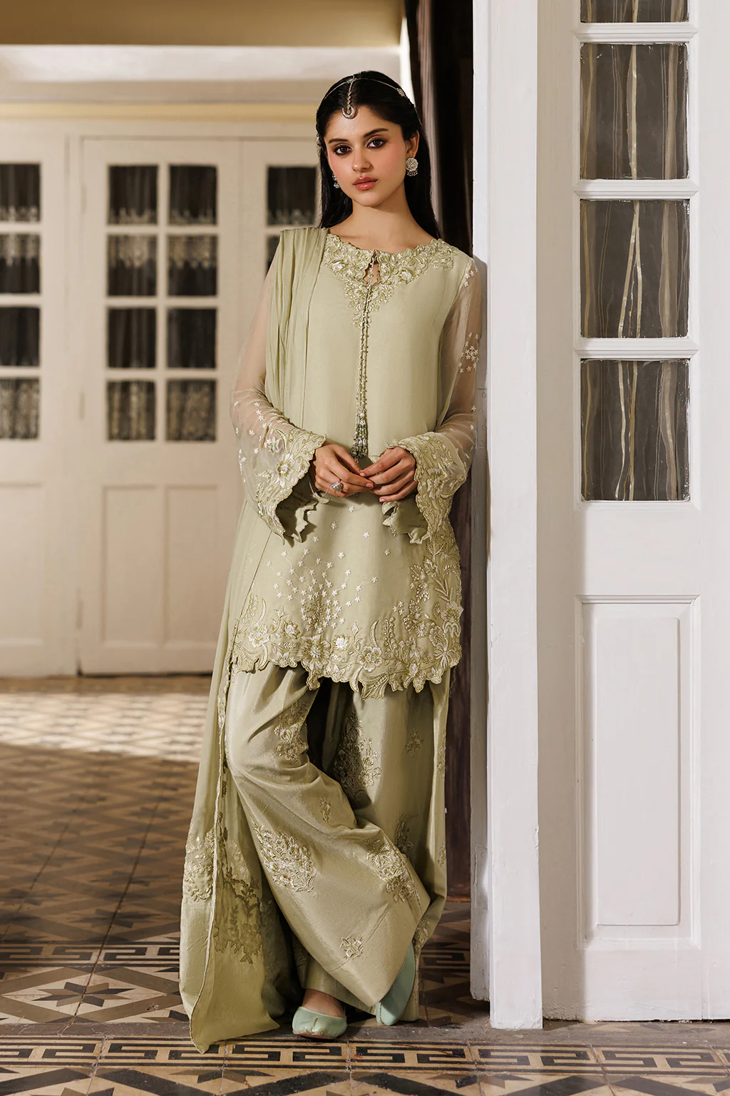 Iznik CC-101 Chinon Chiffon Vol-III 2026