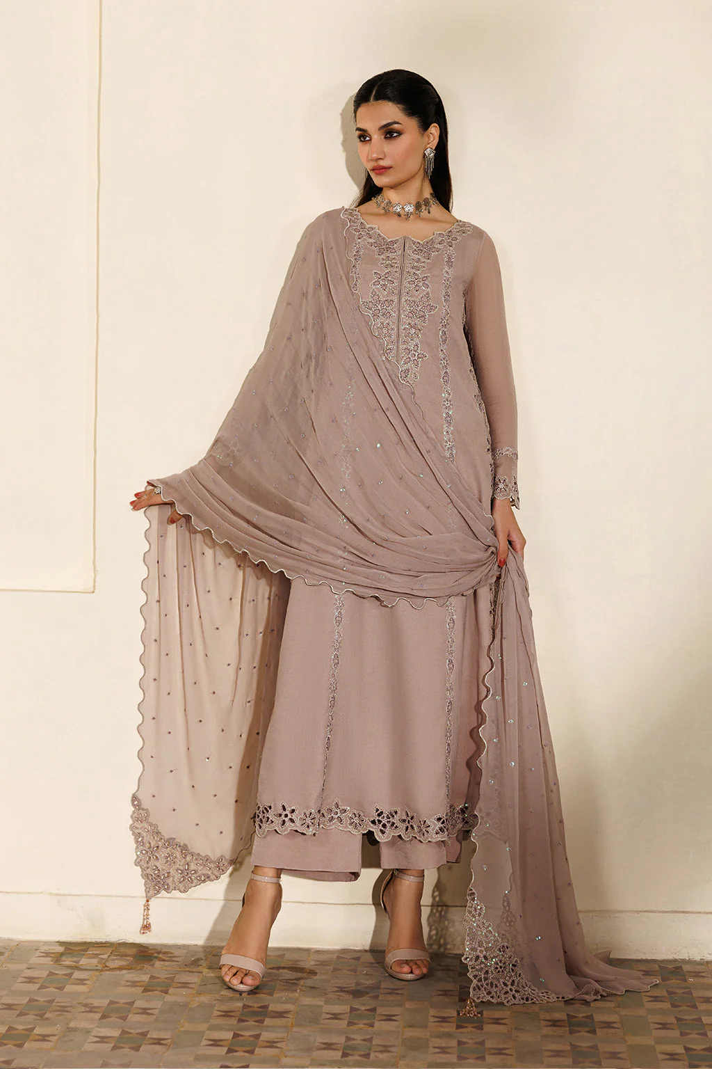Iznik CC-92 Chinon Chiffon Vol-III 2026