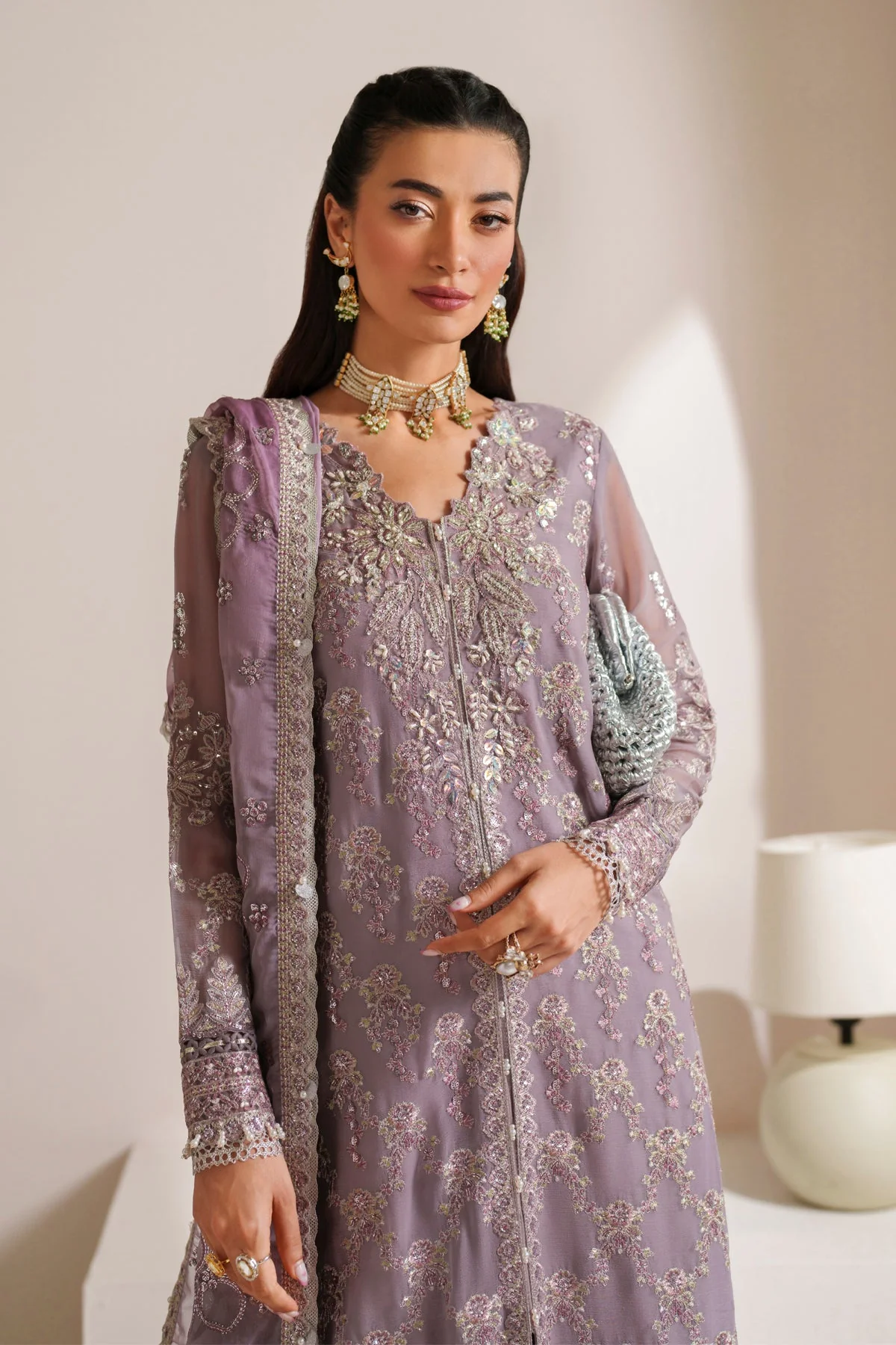 Iznik Mahveen Neorah Luxury Collection 2025 - Image 2
