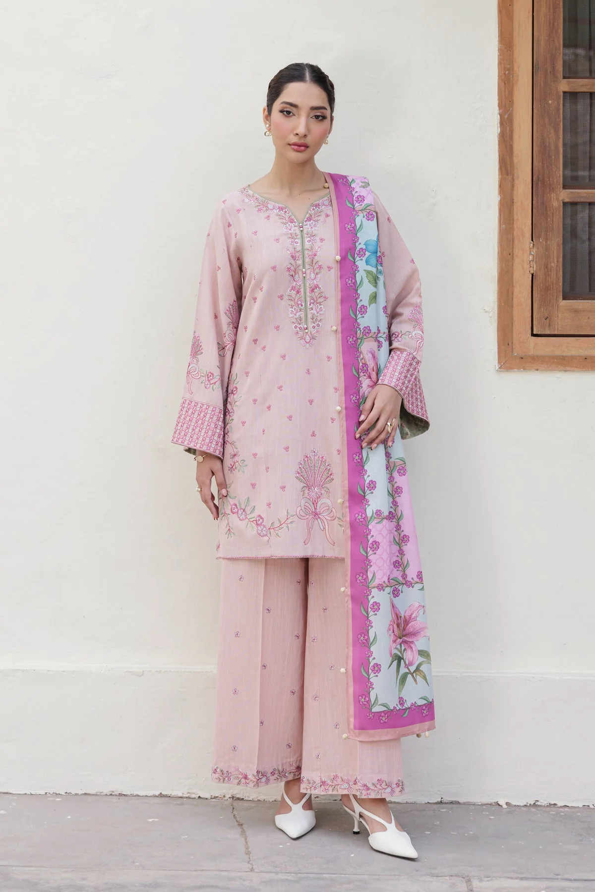 Iznik Salerno Autumn Refresh 2025 - Image 2