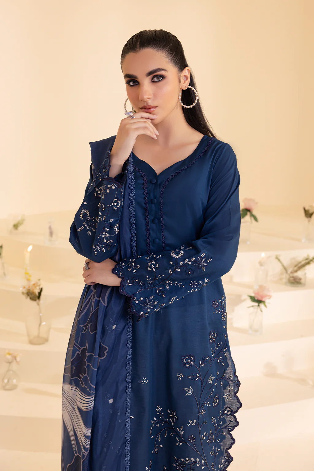 Iznik UE-260 Lawn 2025 - Image 2