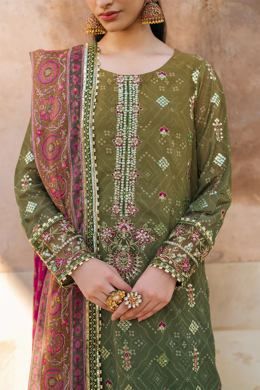 Iznik UE-329 Bandhani 2025 - Image 2