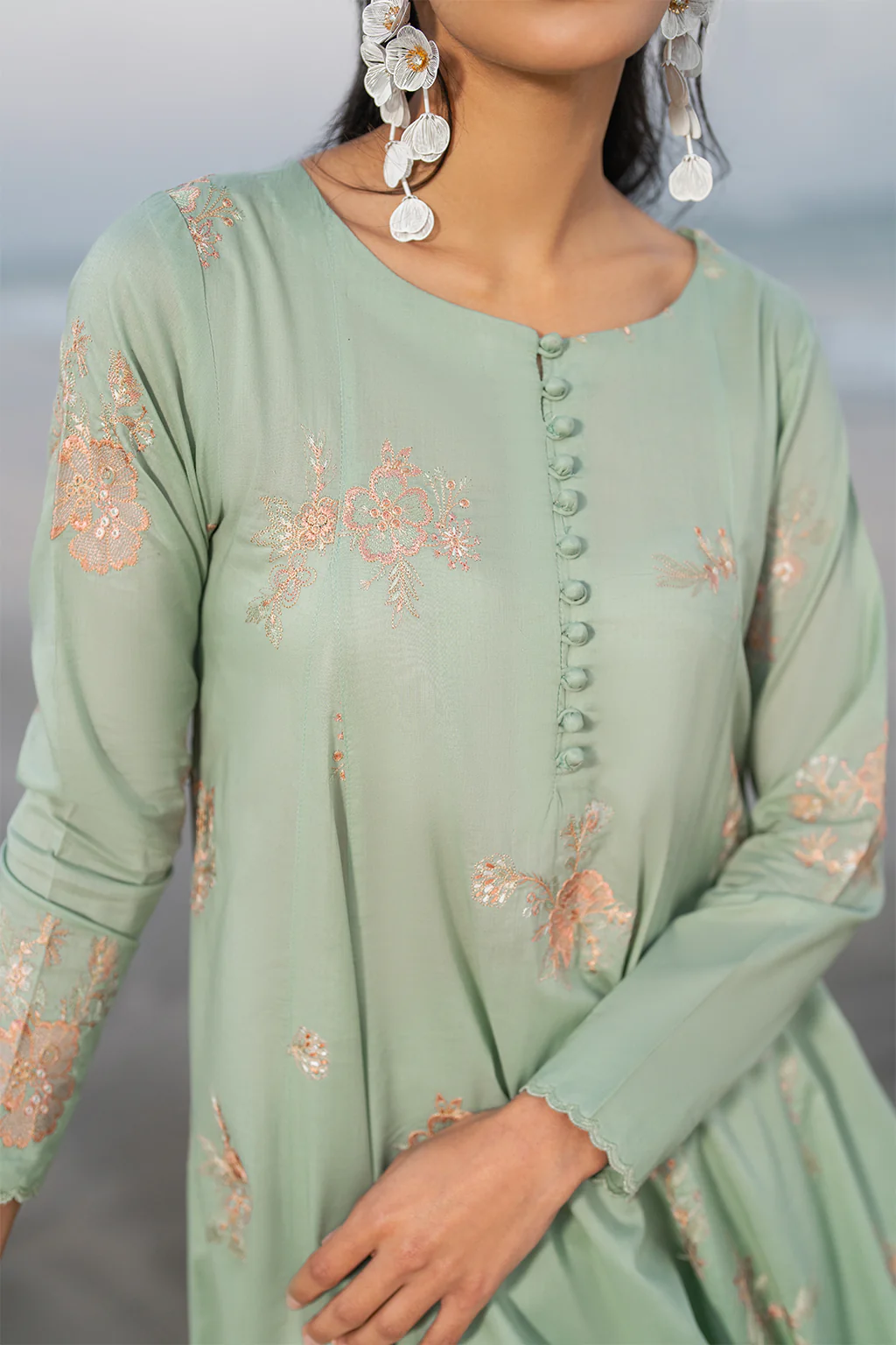 Iznik UE-383 Lawn 2025 - Image 2