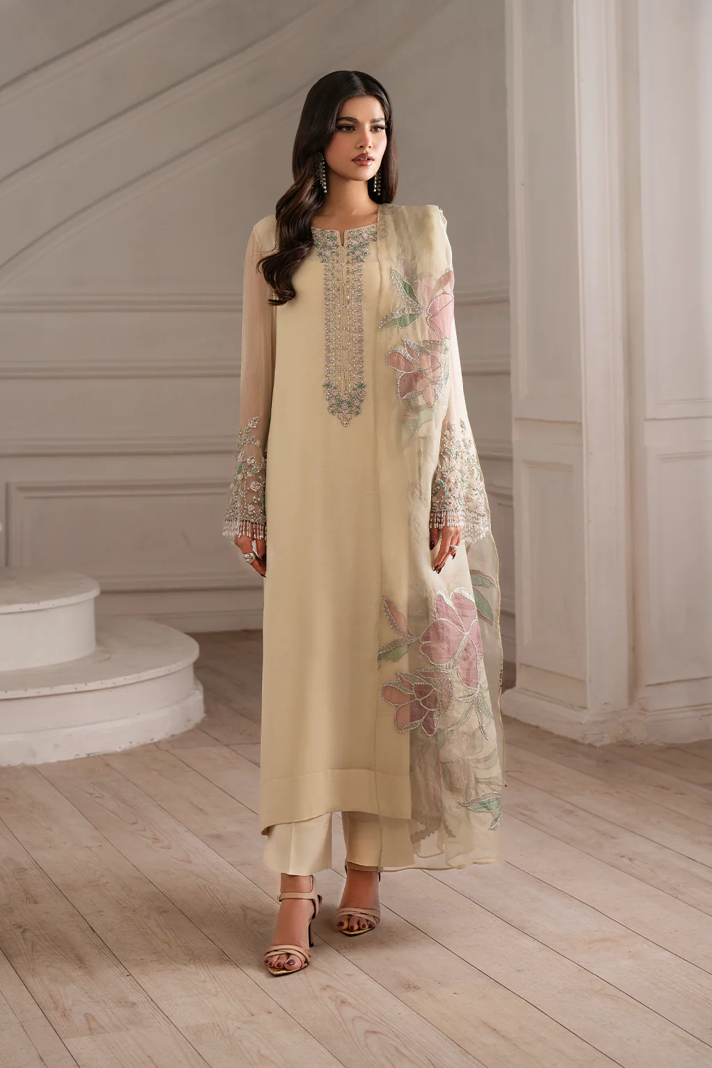 Iznik UE-413 Luxury Formals 2025