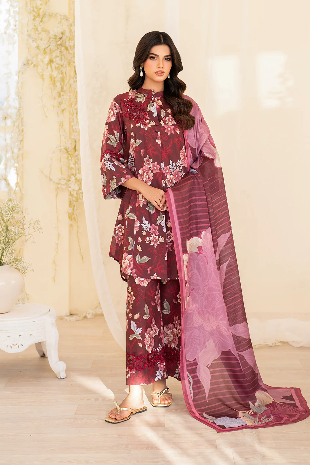 Iznik UE-439 Lawn 2025
