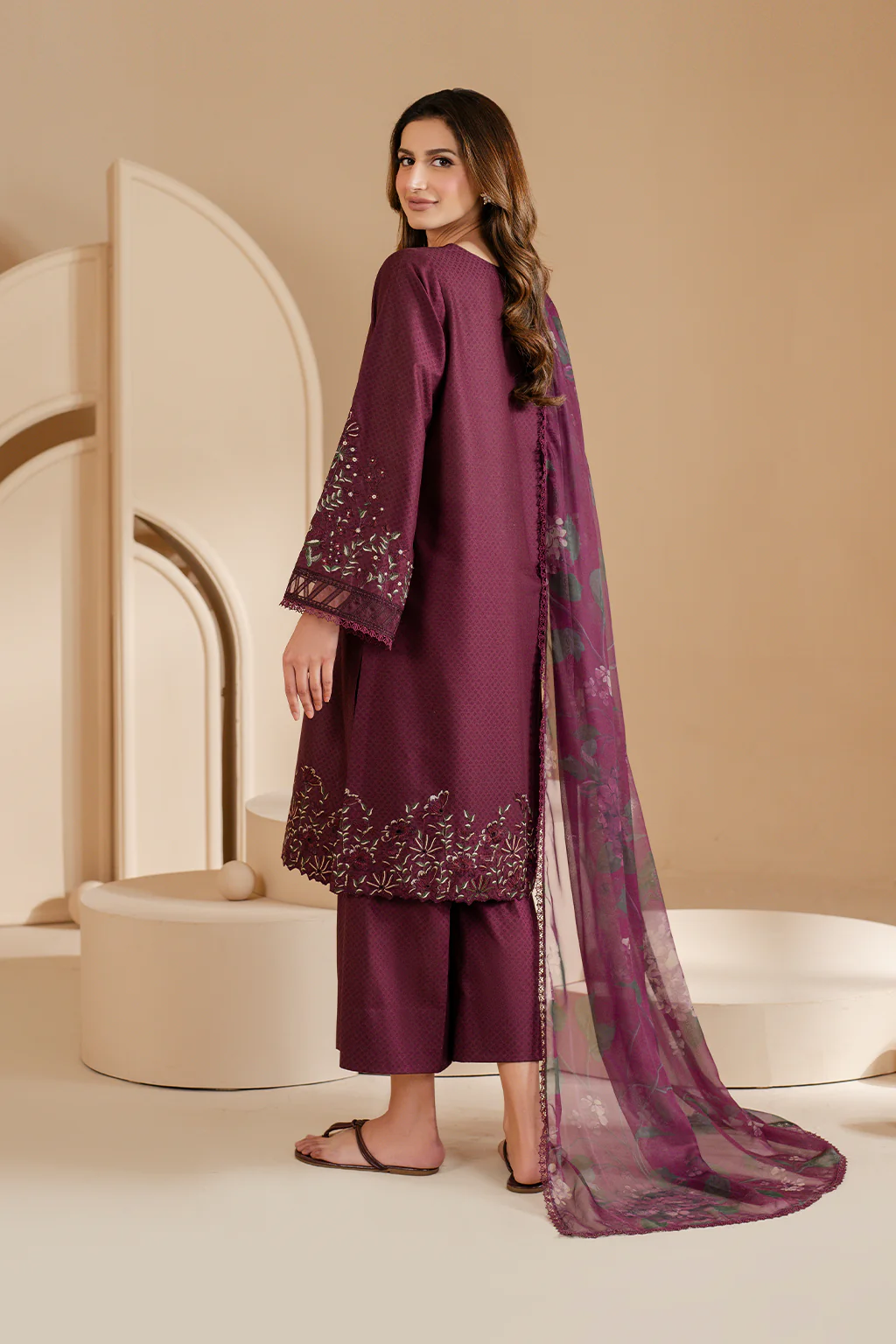 Iznik UE-463 Lawn 2025 - Image 2