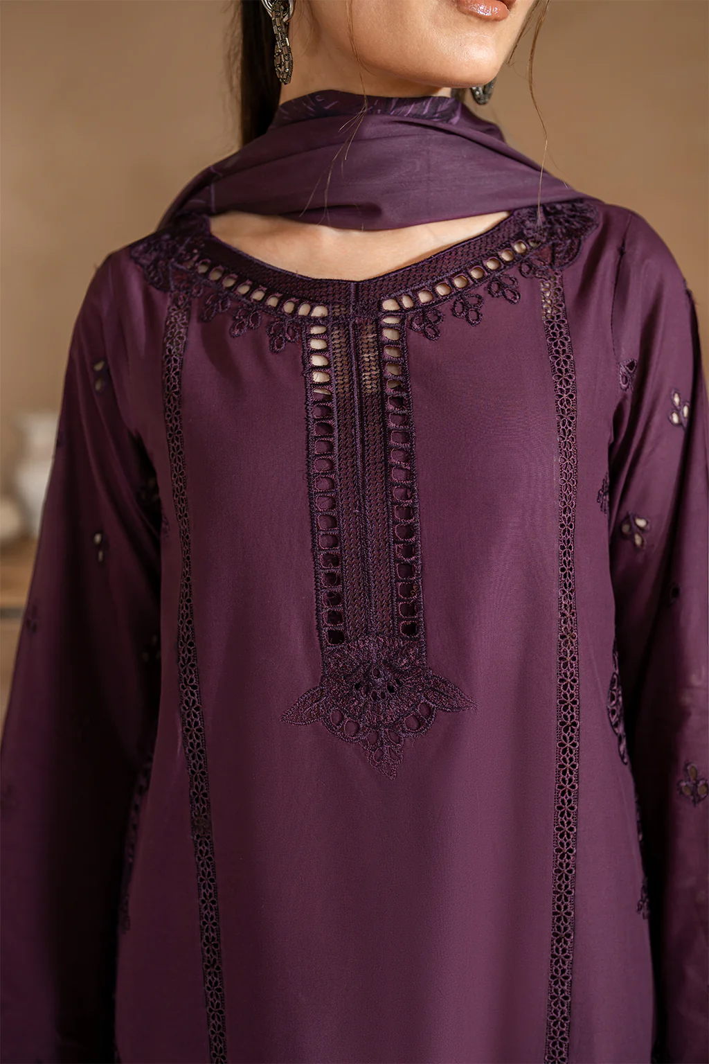 Iznik UE-467 Lawn 2025 - Image 2
