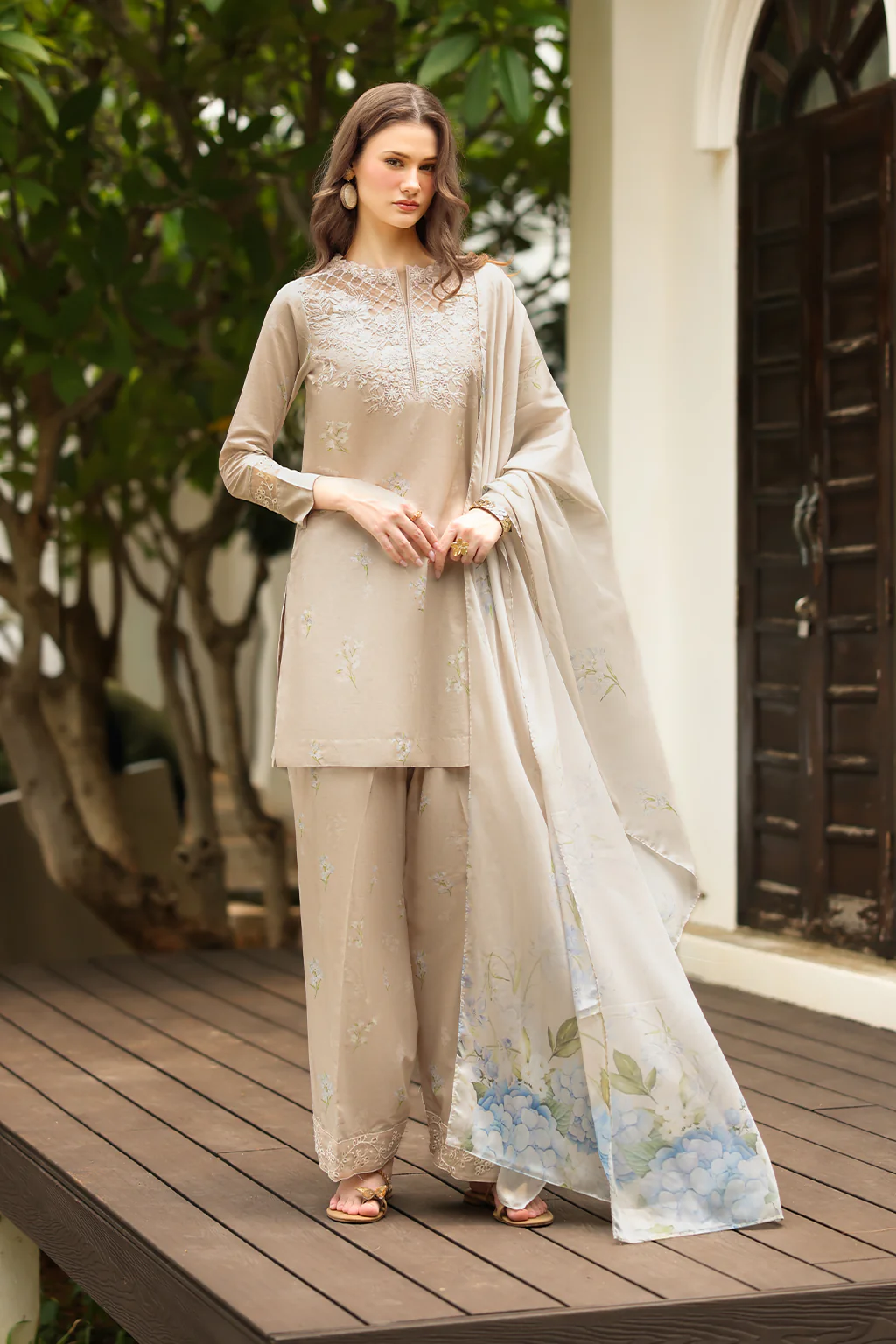 Iznik UE-488 Lawn 2026