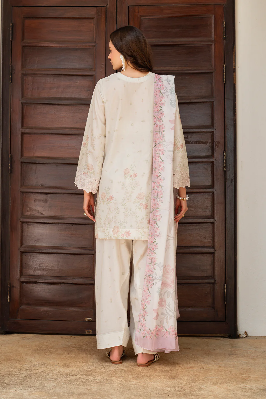 Iznik UE-491 Lawn 2026 - Image 2