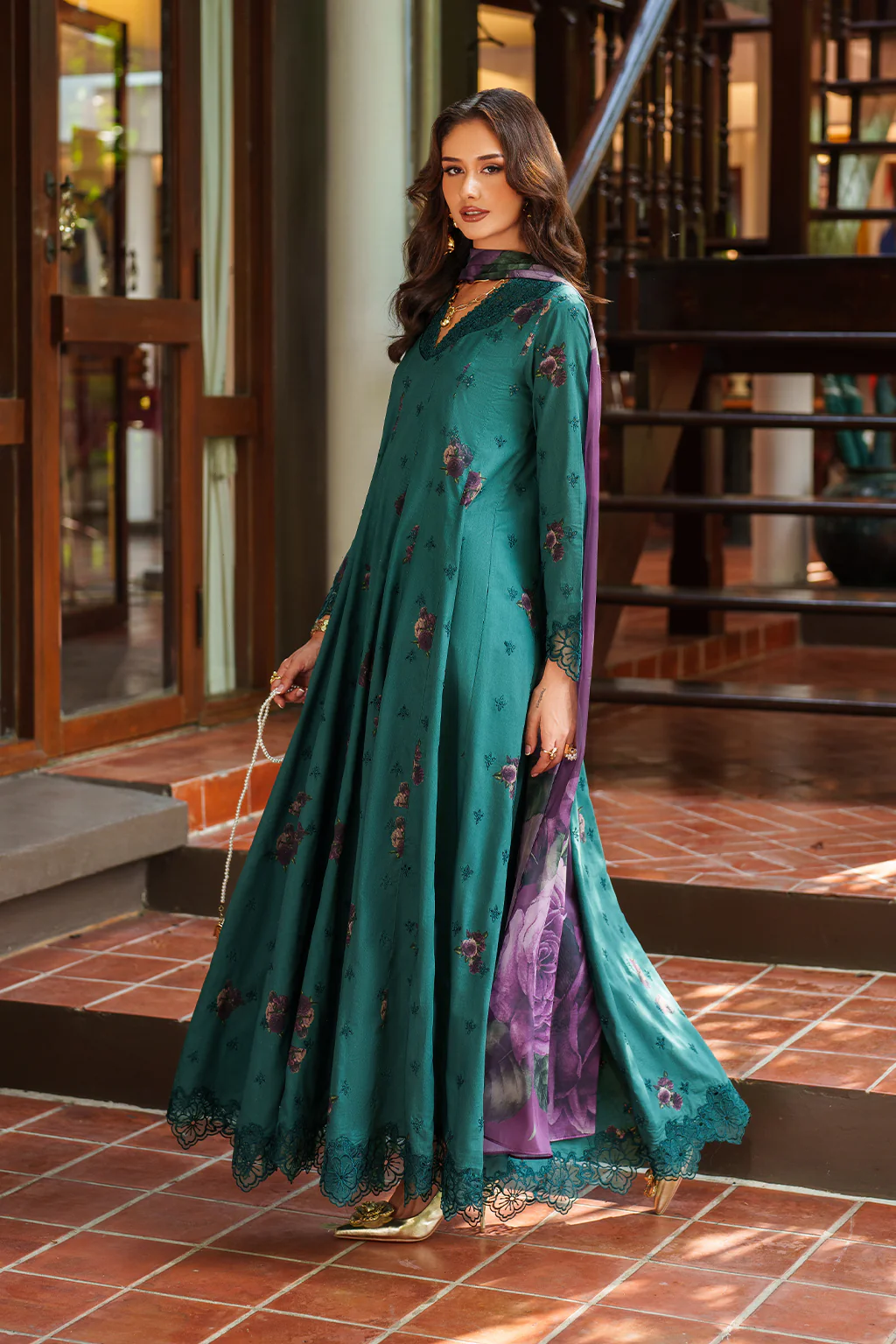 Iznik UE-524 Lawn 2026 - Image 2
