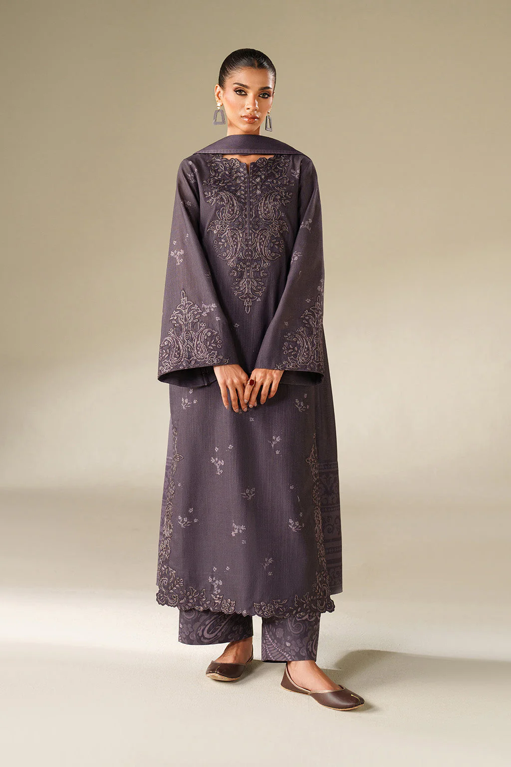 Iznik UE-558 Khaddar Edit 2025