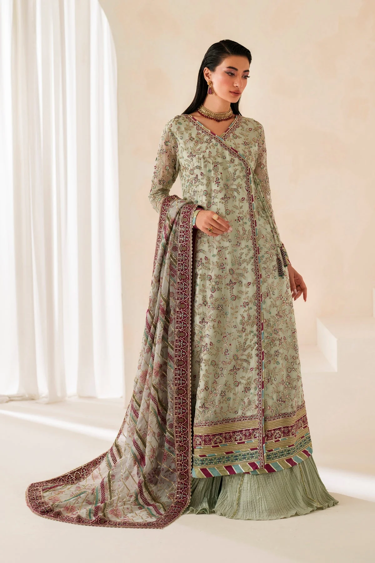 Iznik Zaleh Neorah Luxury Collection 2025