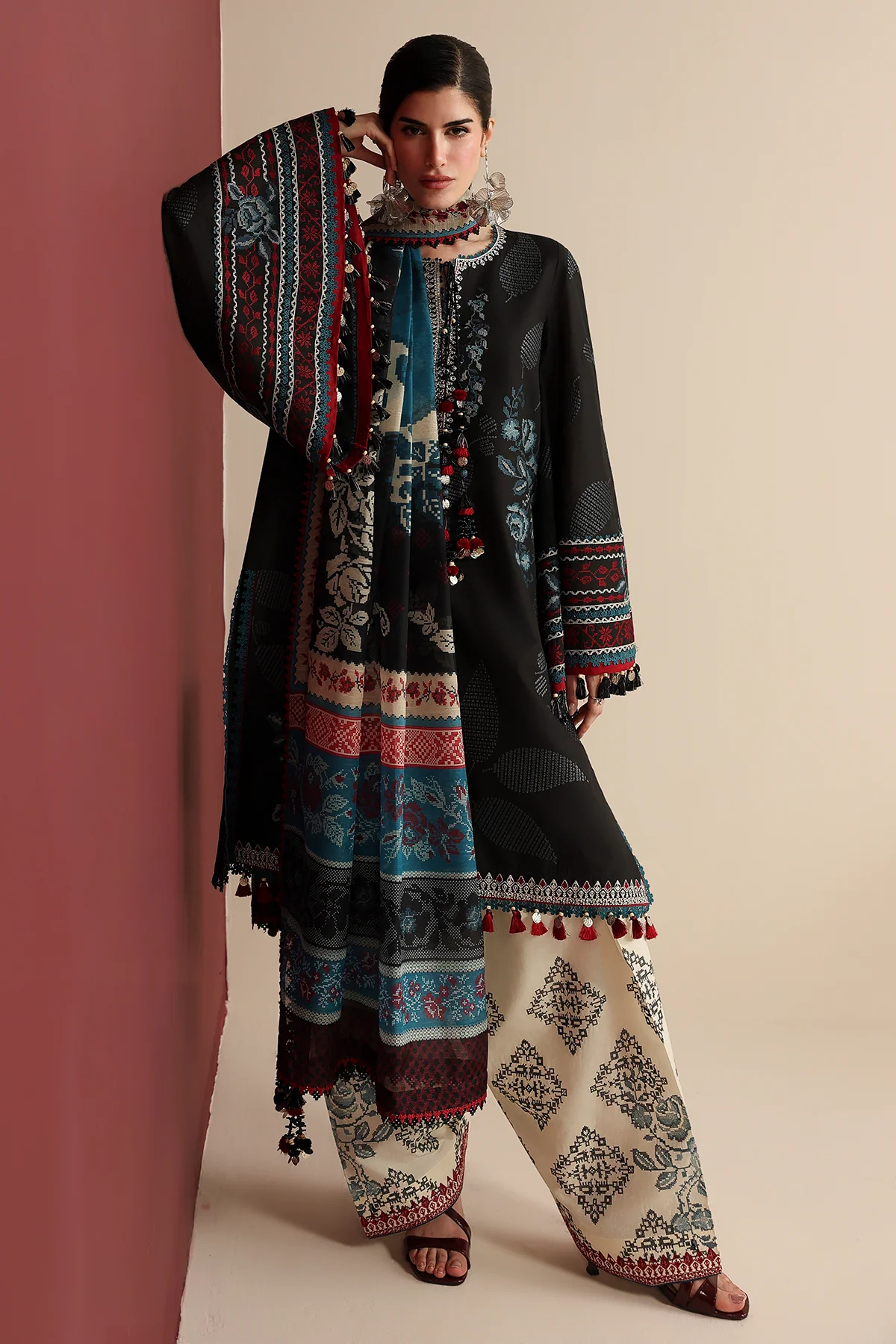 Jazmin IL26-D05 Iris Luxury Lawn 2026