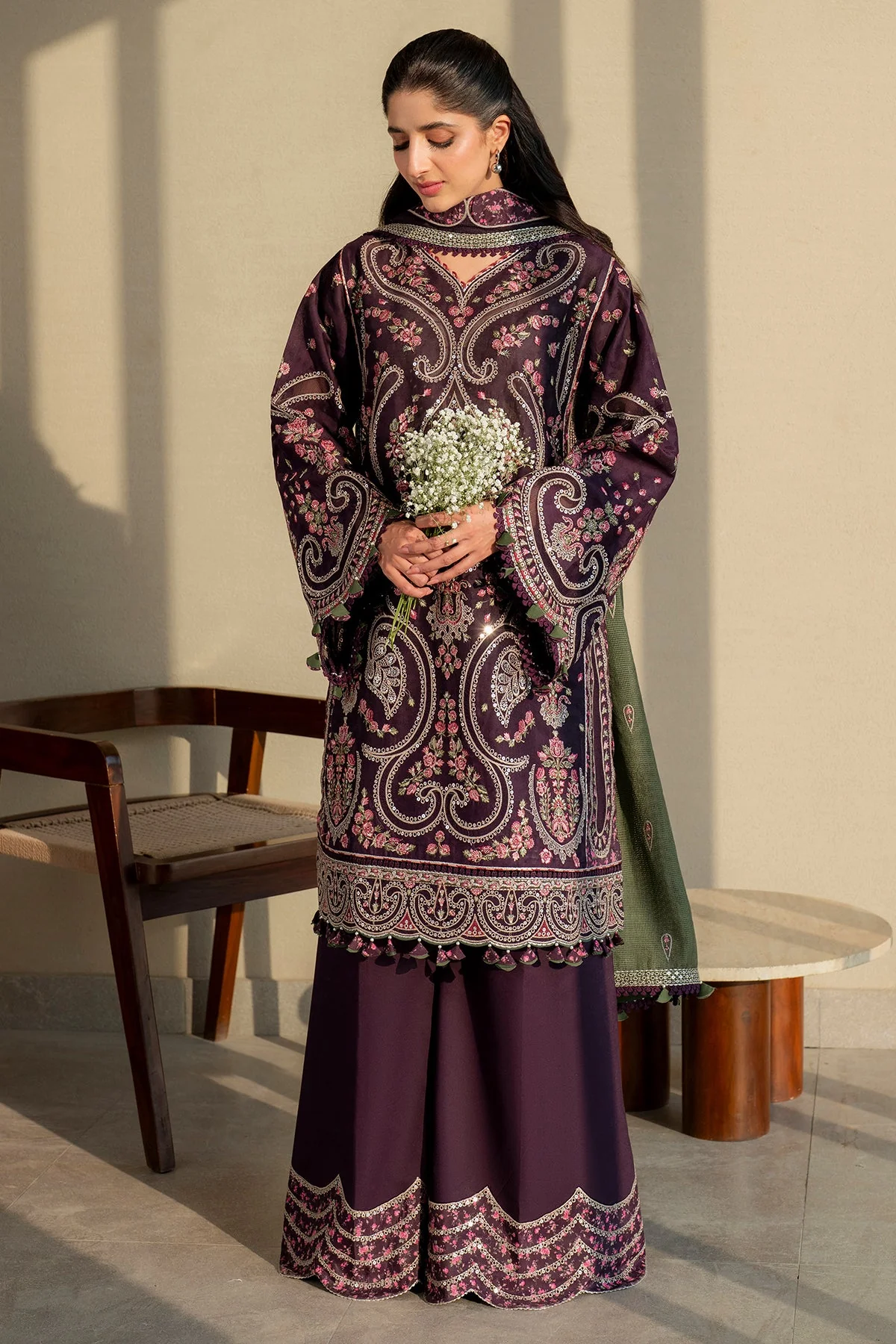 Jazmin SL25-D6 Shahkaar Luxury Lawn 2025