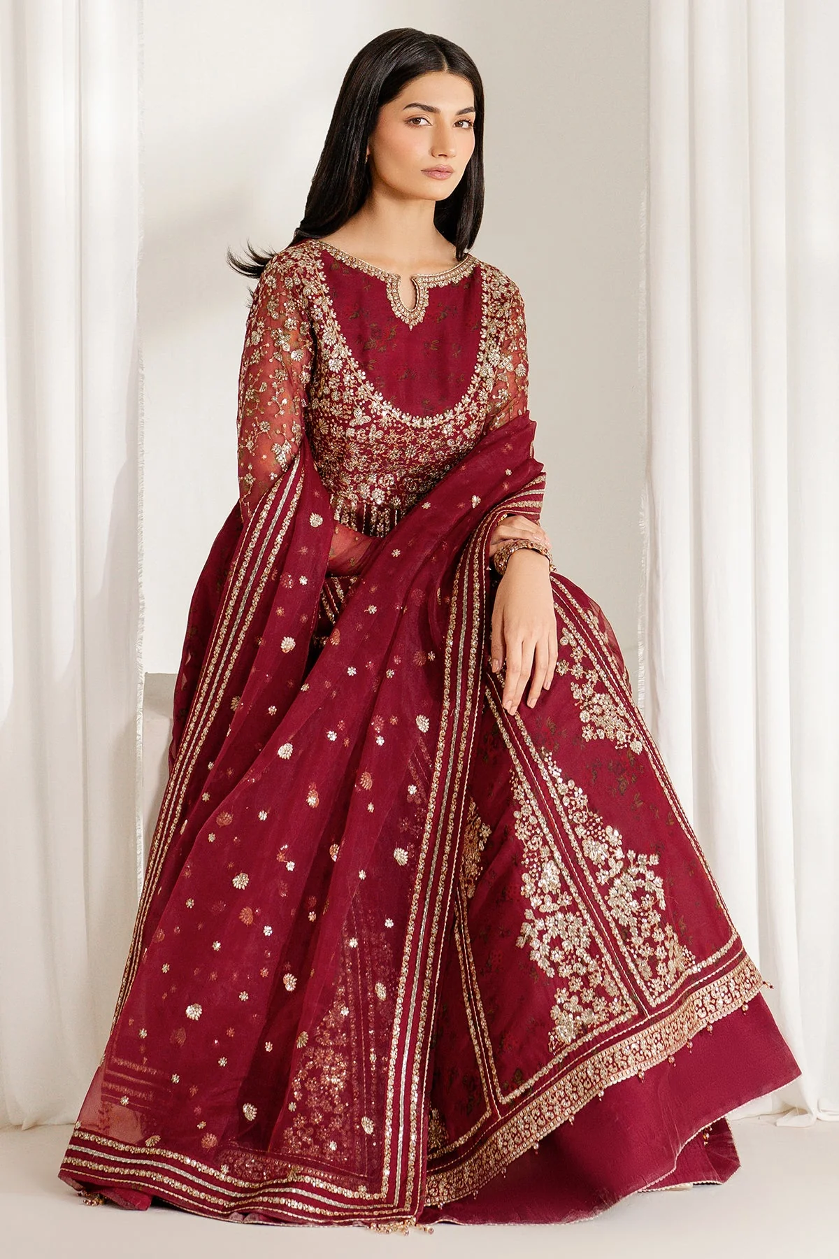 Jazmin UC-3080 Summer Lawn 2025