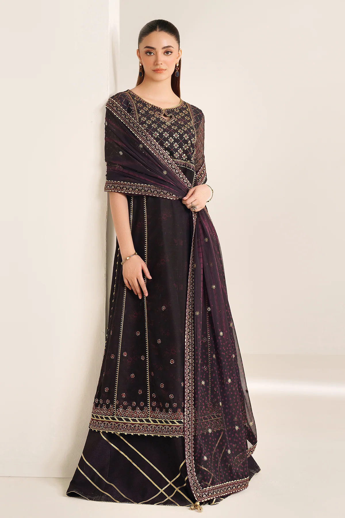 Jazmin UC-3111 Formals 2026