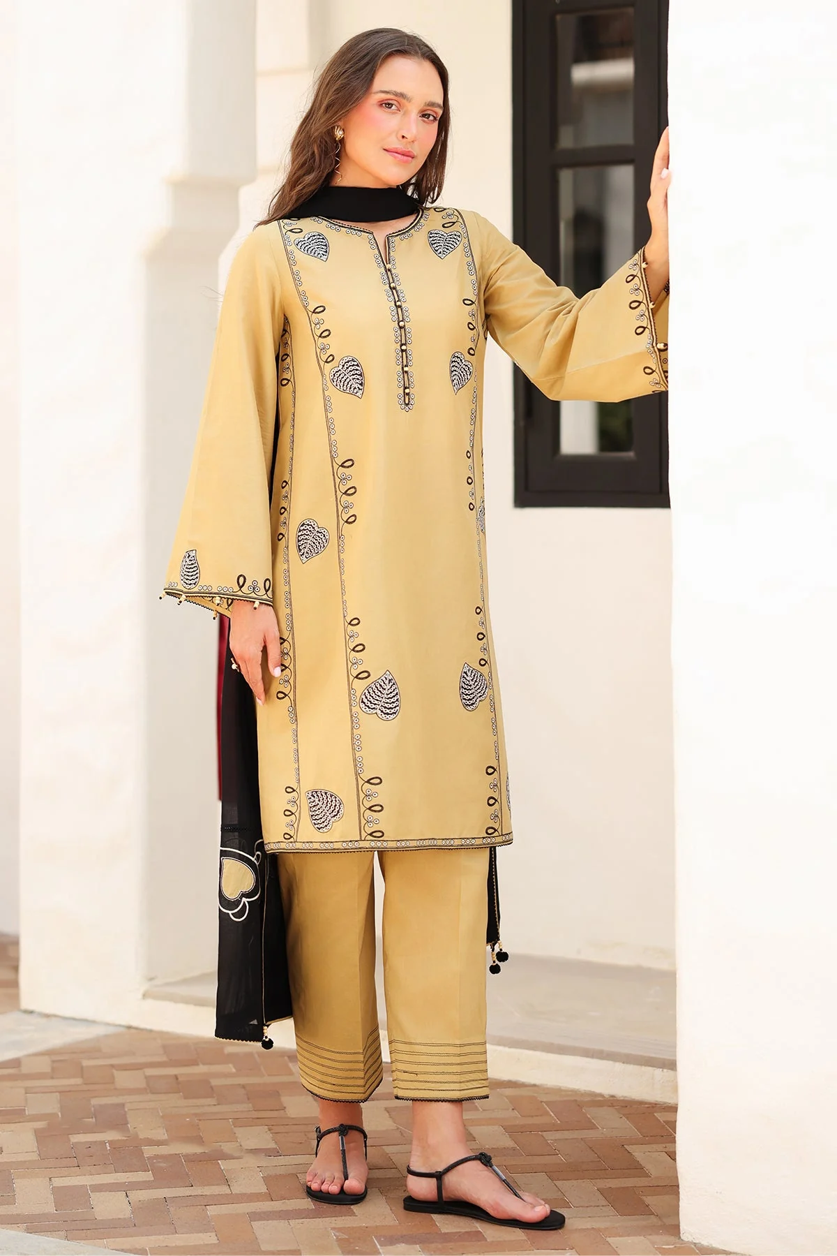 Jazmin USE-9219 Summer Lawn 2025