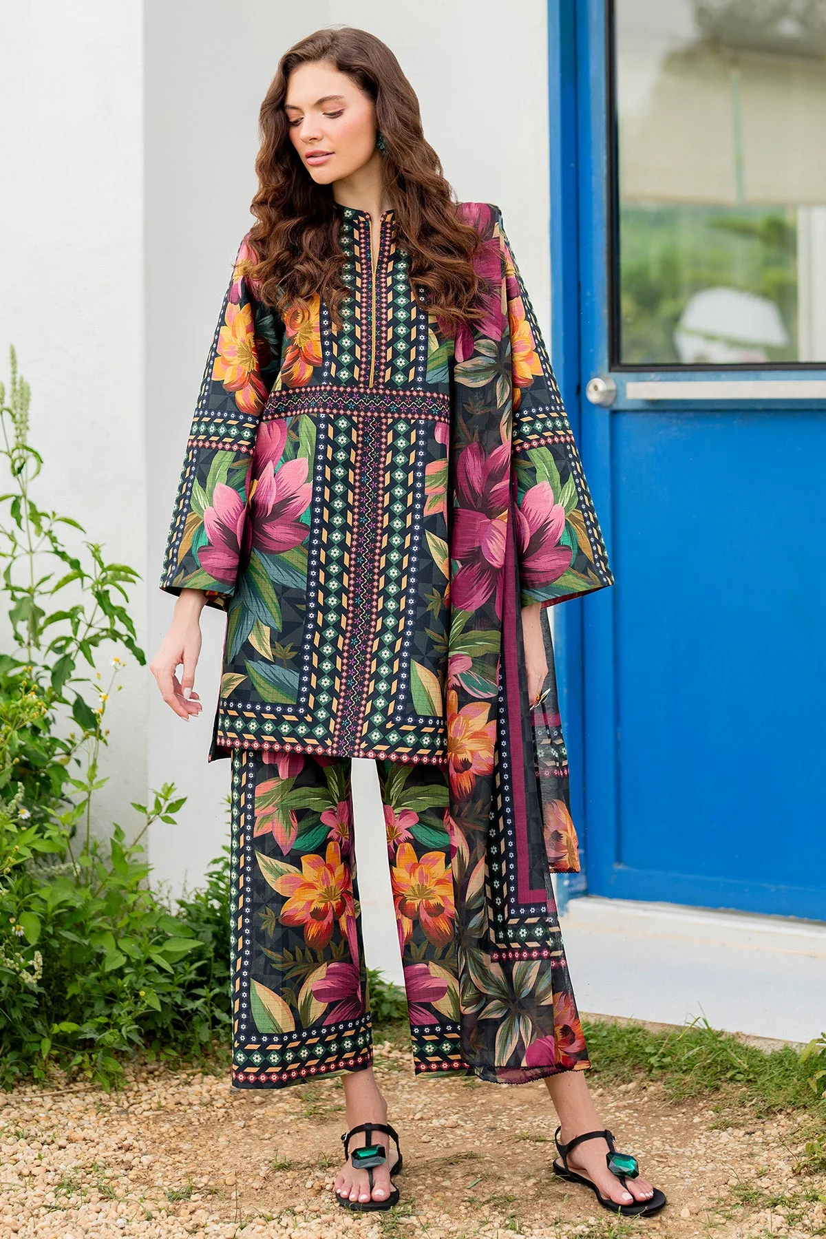 Jazmin USE-9232 Summer Lawn 2025