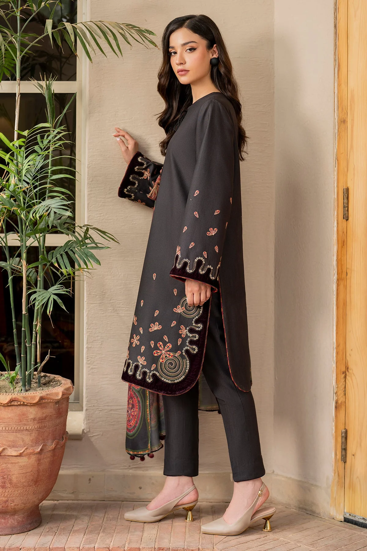 Jazmin UW-0047 Winter Collection 2024 - Image 2