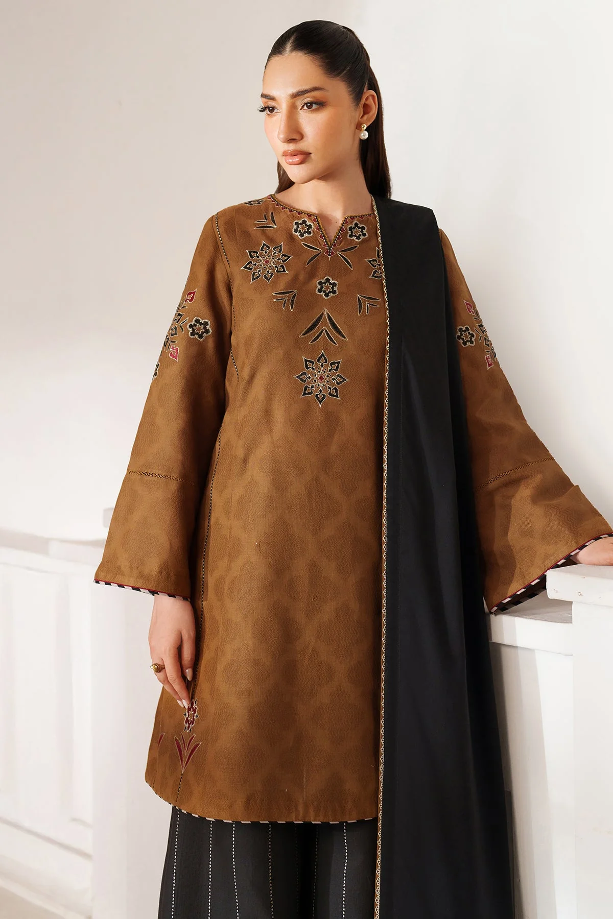 Jazmin UW-0150 Winter Collection 2025 - Image 2