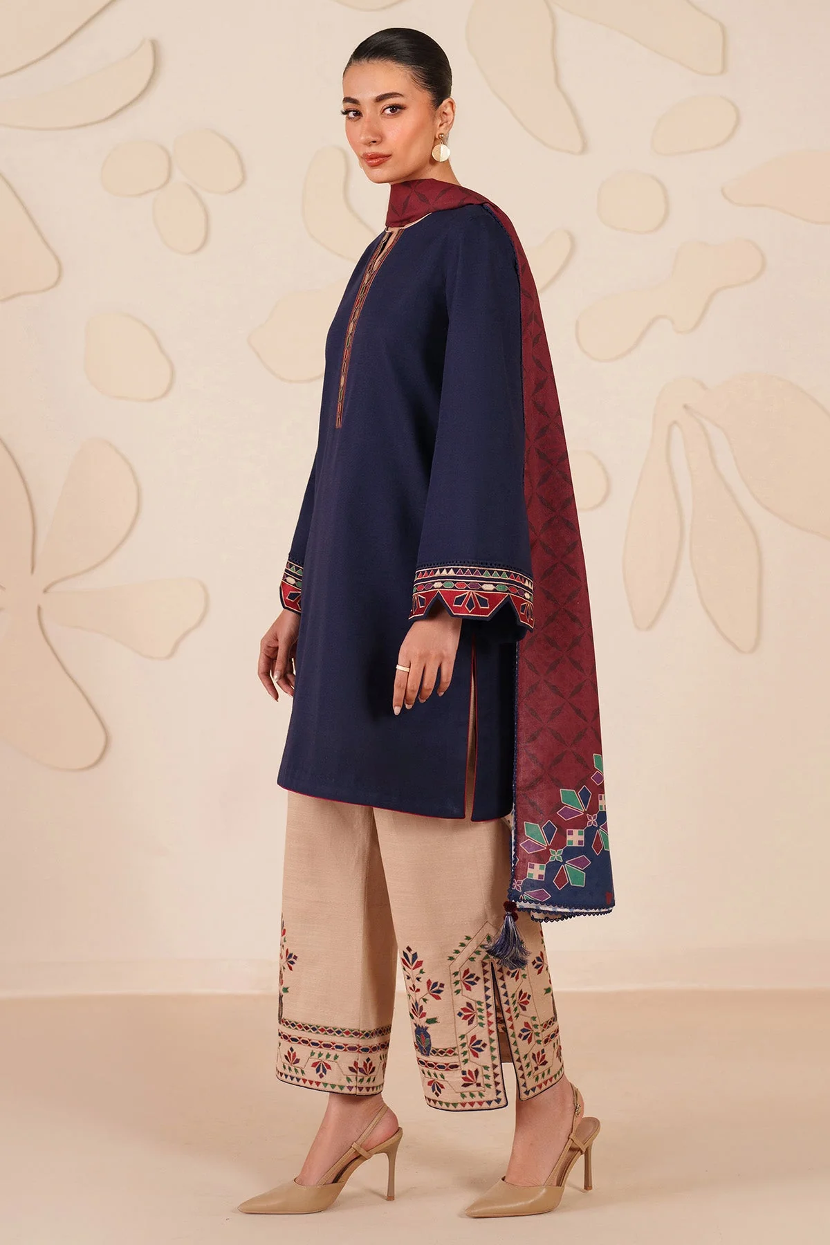 Jazmin UW-0219 Winter Collection 2025 - Image 2