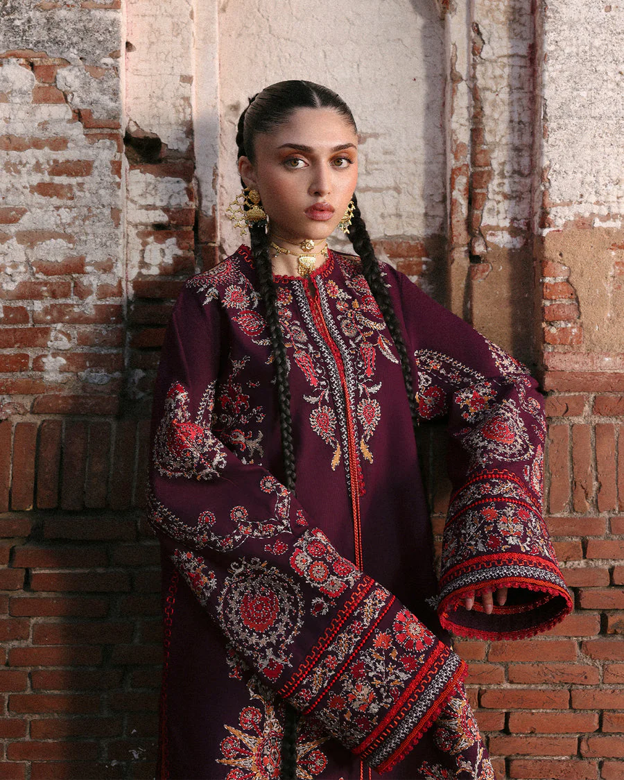 Jugnu Lahore Laleh Khaddar Collection 2025 - Image 2