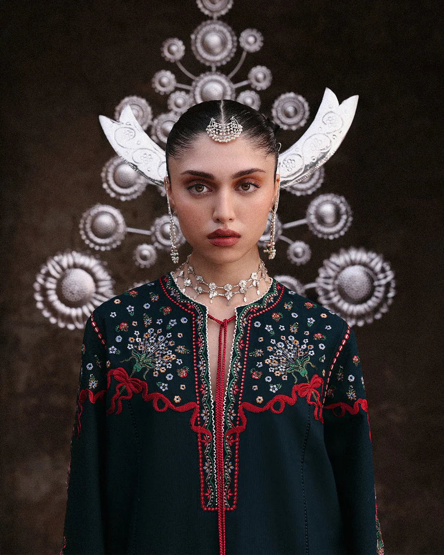 Jugnu Lahore Rati Khaddar Collection 2025 - Image 2