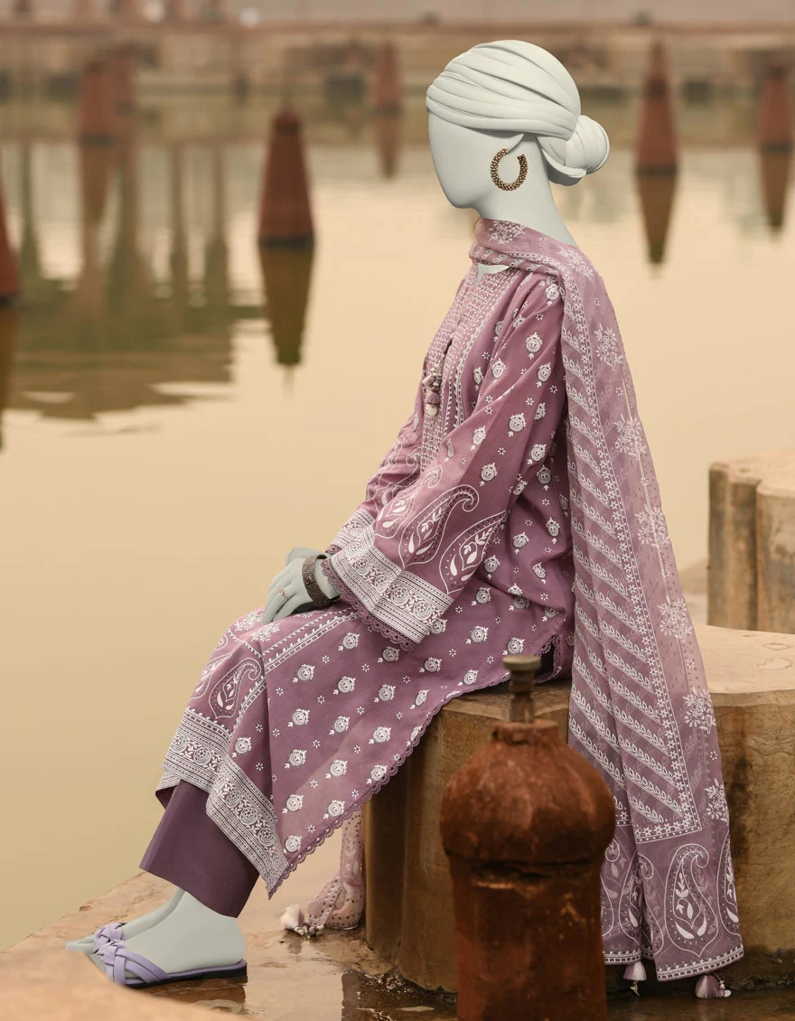 Junaid Jamshaid 3PC-JLAWN-S-25-820 Lilac Lawn Printed Shades Of Summer 2025 - Image 2
