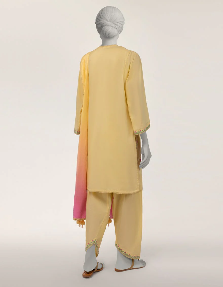 Junaid Jamshaid JLS26377S Yellow Spring Lawn 2026 - Image 2