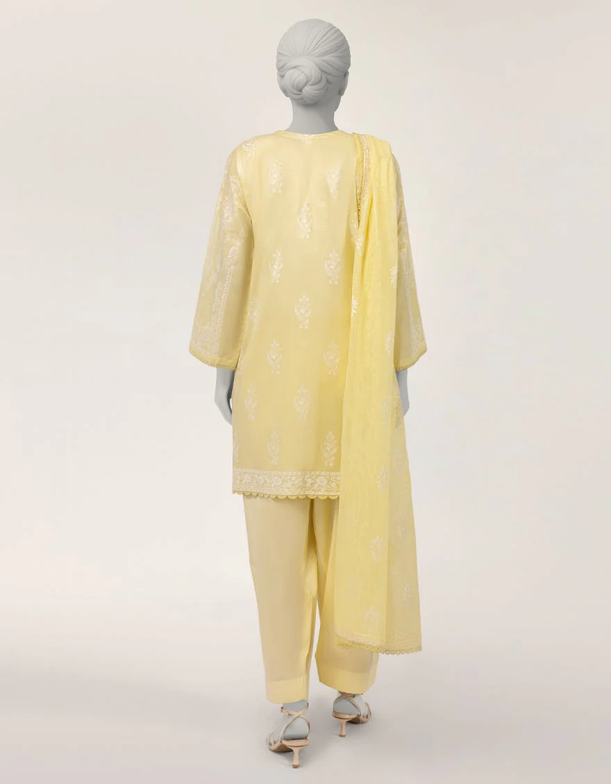 Junaid Jamshaid JLS26430S Yellow Spring Lawn 2026 - Image 2