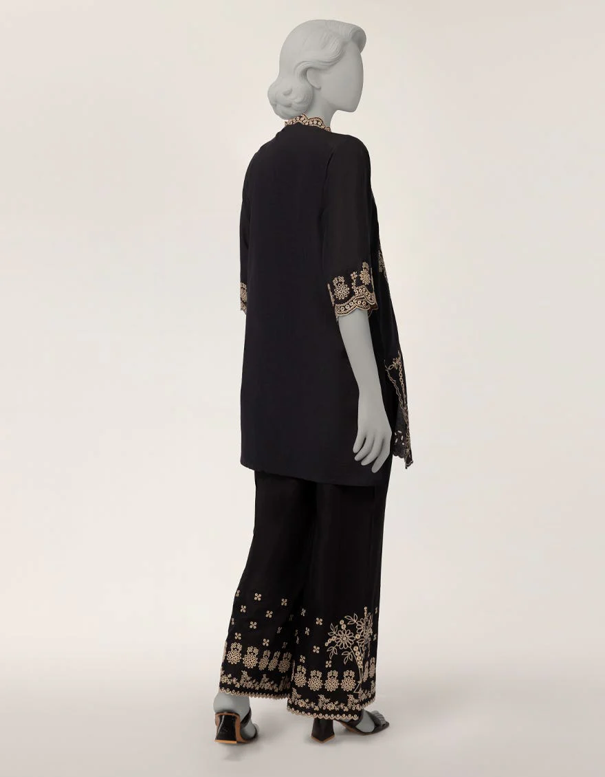 Junaid Jamshaid JST262315S Black Spring Lawn 2026 - Image 2