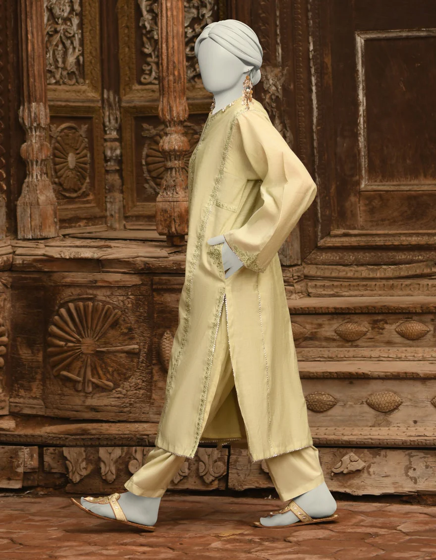Juniad Jamshaid Green Paper Cotton Embroidered 2PC-JLAWN-S-JST-25-2013-S Summer Pret 2025 - Image 2