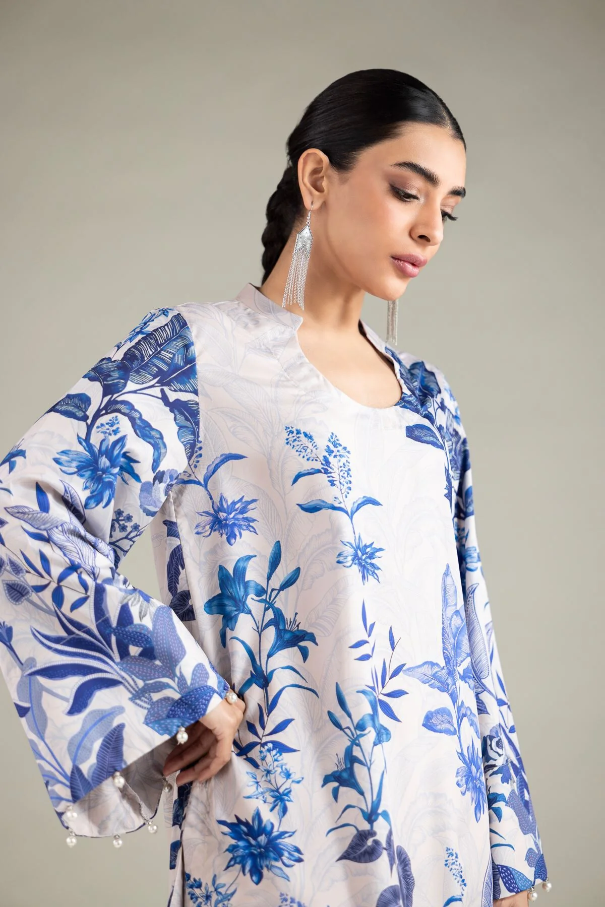 Khaadi 1-26-105-A-E-VG_MULTI Basics In Between 2026 - Image 2