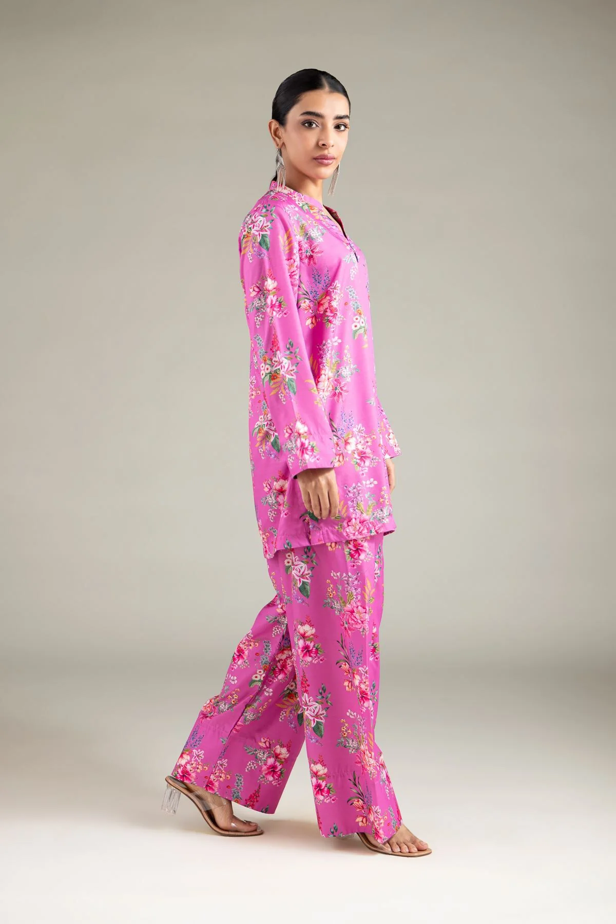 Khaadi 1-26-105-B-H-VG_MULTI Basics In Between 2026 - Image 2