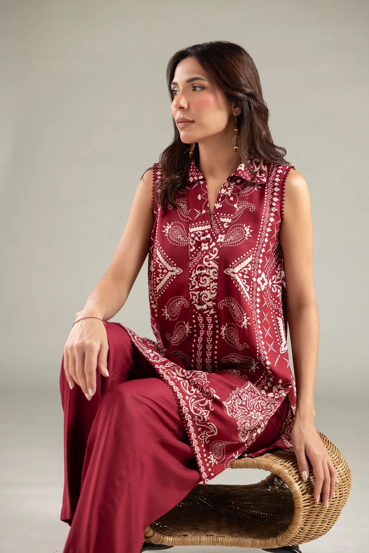 Khaadi 1-26-110-A-H-VG_MULTI Basics In Between 2026 - Image 2