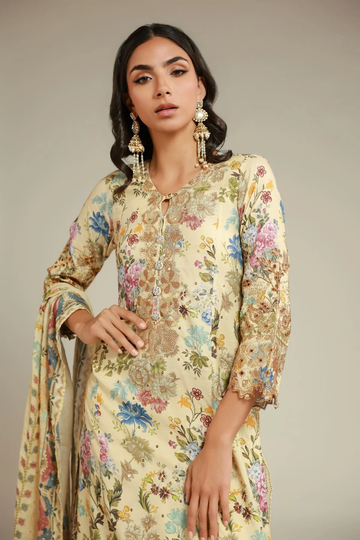 Khaadi 25-11-12S3-10TA Khaas Festive Edit 2025 - Image 3