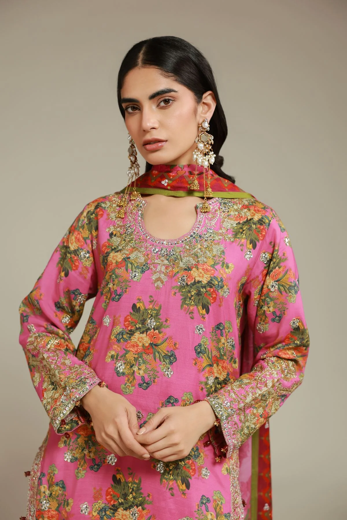 Khaadi 25-11-12S3-12TA Khaas Festive Edit 2025 - Image 3